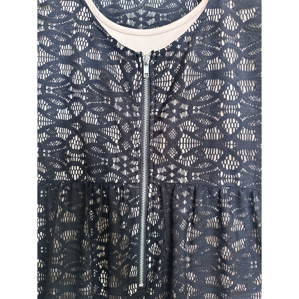 Speechless Short Cap Sleeves Black Lace Beige Lined Fit & Flare Dress Sz 13 - Picture 4 of 6